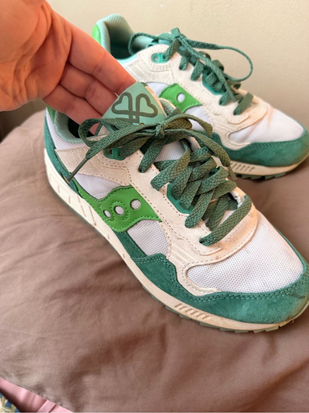Saucony White, Green & Teal Suede Mesh Sneakers